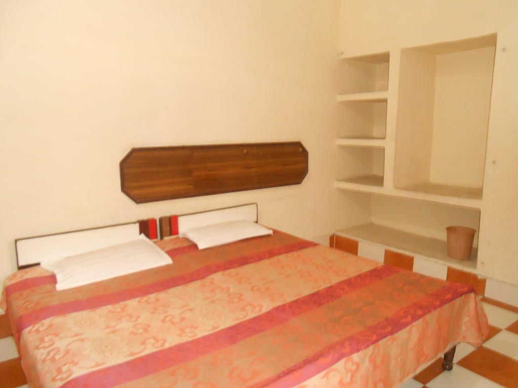 Gaurav Guest House มถุรา ภายนอก รูปภาพ