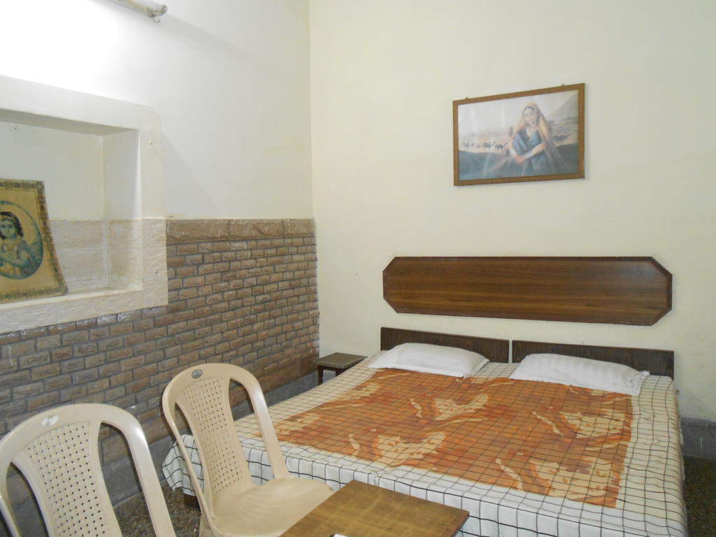 Gaurav Guest House มถุรา ห้อง รูปภาพ